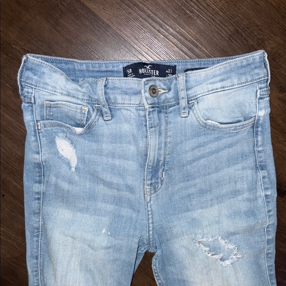Hollister Light Blue Distressed Jeans - Picture 2 of 6
